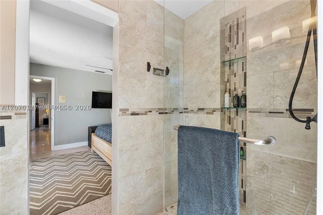 3700 W Park Rd, Hollywood, FL 33021