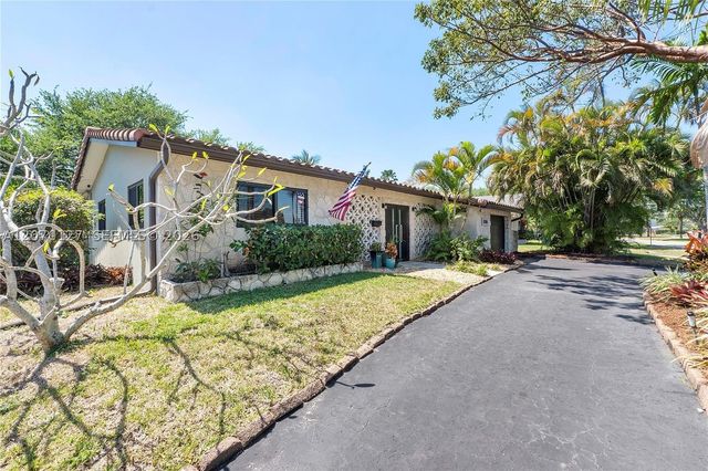 3700 W Park Rd, Hollywood, FL 33021