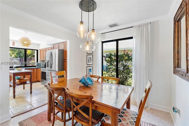 3700 W Park Rd, Hollywood, FL 33021