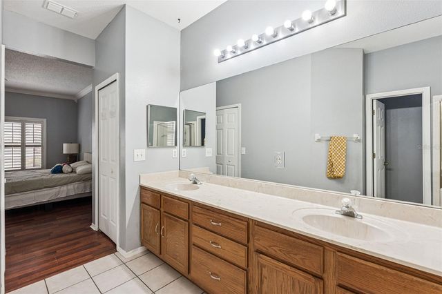 1087 SHIMMERING SAND DRIVE, Ocoee, FL 34761