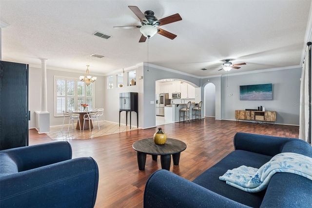 1087 SHIMMERING SAND DRIVE, Ocoee, FL 34761