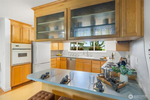 6309 NE 156th Street, Kenmore, WA 98028