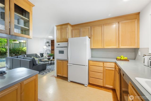 6309 NE 156th Street, Kenmore, WA 98028