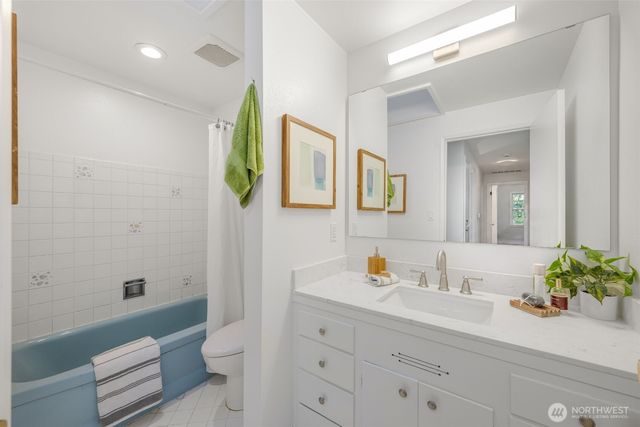 6309 NE 156th Street, Kenmore, WA 98028