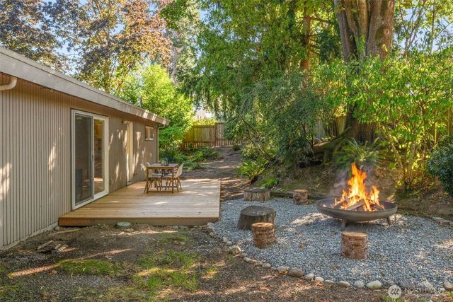 6309 NE 156th Street, Kenmore, WA 98028