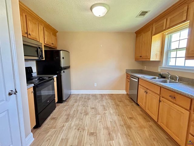 105 Stallion Pointe, Bonaire, GA 31005