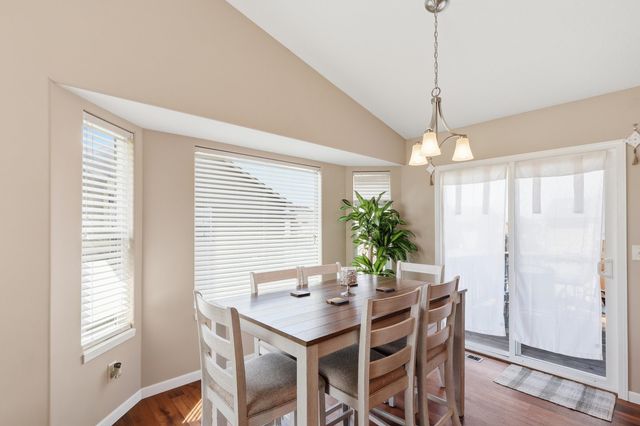 3245 S Bluelake Ct, Wichita, KS 67215