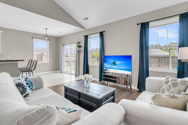 7804 Jean Rebault Drive, North Charleston, SC 29420