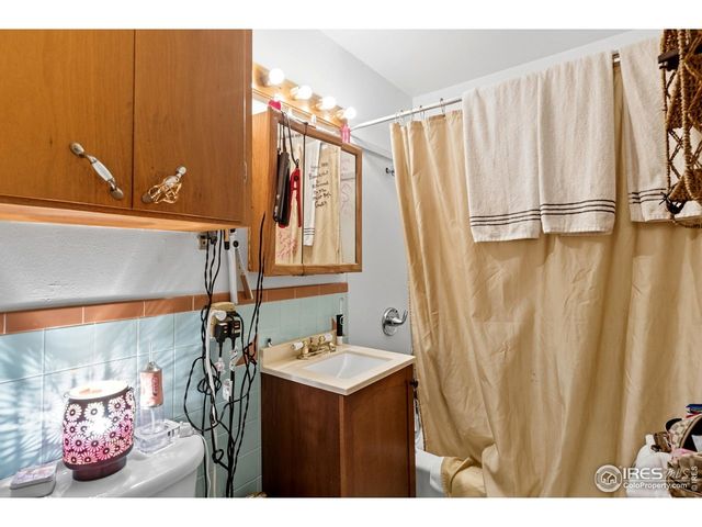 901 W Kelly Dr, Loveland, CO 80537