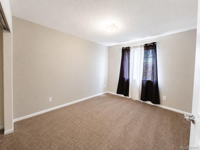 1414 S Haleyville Street, Aurora, CO 80018