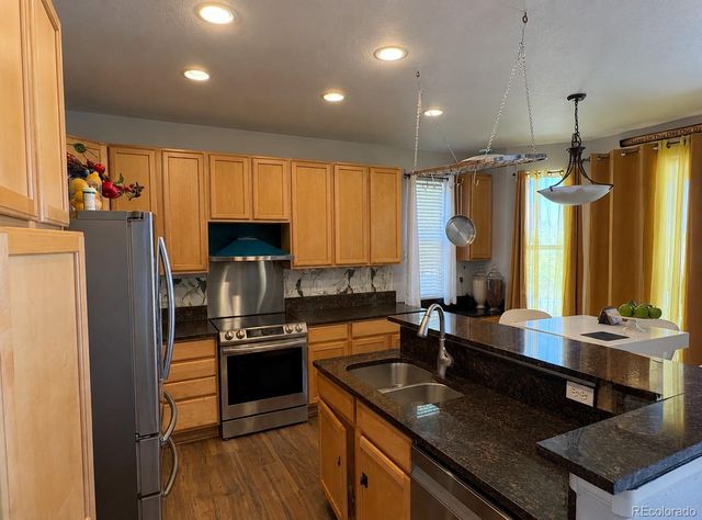 1414 S Haleyville Street, Aurora, CO 80018