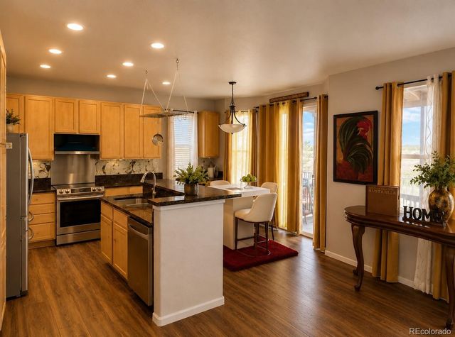 1414 S Haleyville Street, Aurora, CO 80018