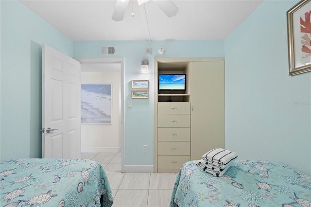 4621 GULF OF MEXICO DRIVE 14F, Longboat Key, FL 34228