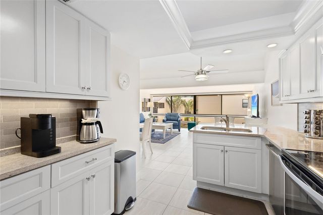 4621 GULF OF MEXICO DRIVE 14F, Longboat Key, FL 34228