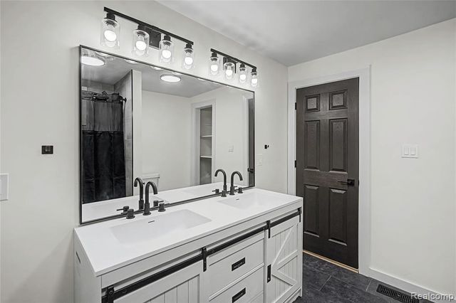 14308 Belsay Road, Millington, MI 48746