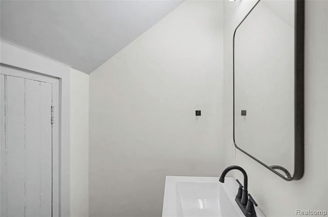 14308 Belsay Road, Millington, MI 48746