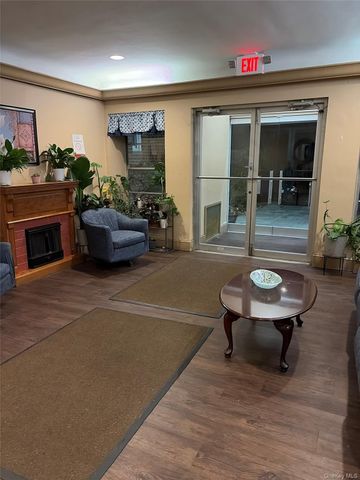 1234 Midland Avenue 3E, Bronxville, NY 10708