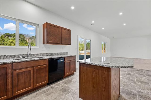 108 Alpine Court, Dallas, GA 30132