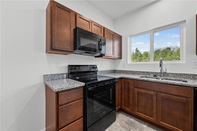 108 Alpine Court, Dallas, GA 30132