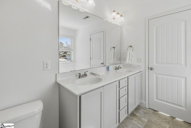 54 Mossycup Road, Taylors, SC 29687