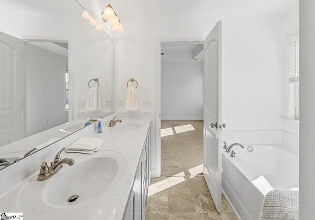 54 Mossycup Road, Taylors, SC 29687