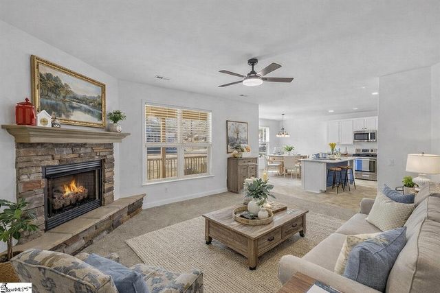 54 Mossycup Road, Taylors, SC 29687