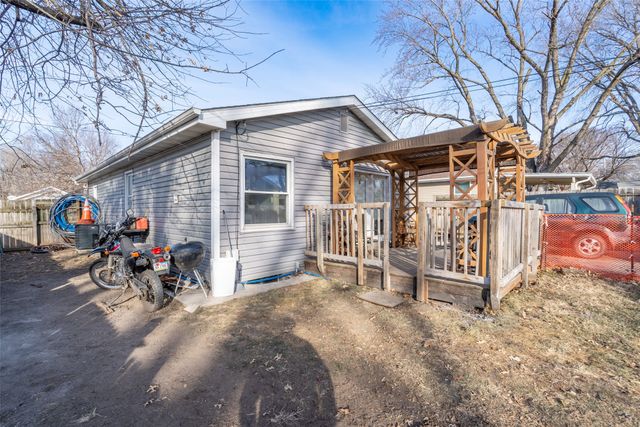 3113 State Avenue, Des Moines, IA 50317