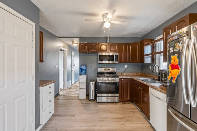 3113 State Avenue, Des Moines, IA 50317