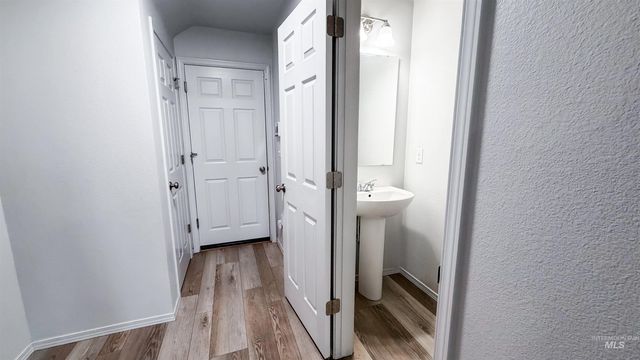 15422 Lutsen Ave, Caldwell, ID 83607