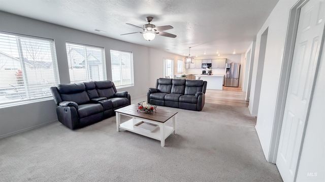 15422 Lutsen Ave, Caldwell, ID 83607