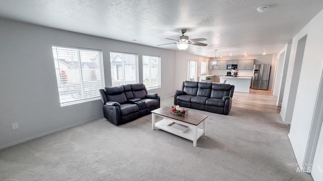 15422 Lutsen Ave, Caldwell, ID 83607