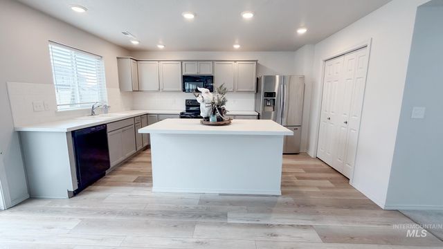 15422 Lutsen Ave, Caldwell, ID 83607