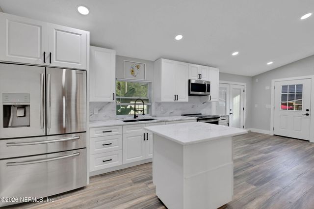 5893 WHITE SANDS Road, Keystone Heights, FL 32656