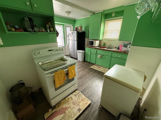 15650 Maddelein Street, Detroit, MI 48205