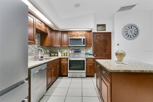 1436 VOTAW ROAD, Apopka, FL 32703