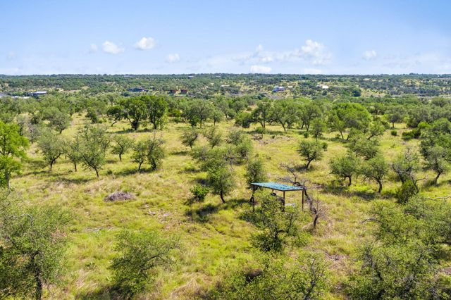 620 Rio Vista RD, Johnson City, TX 78636