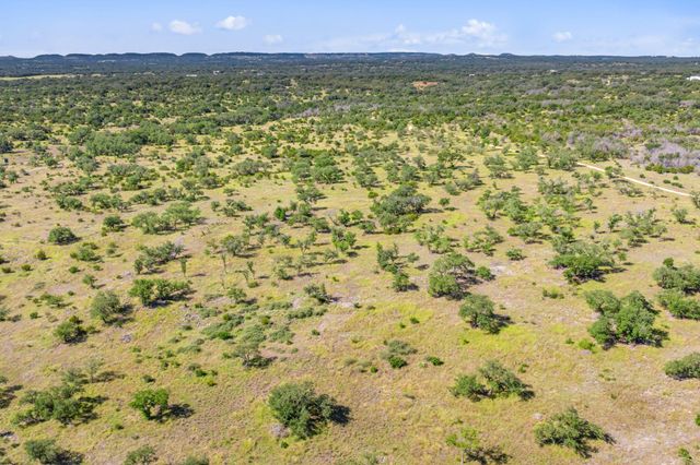 620 Rio Vista RD, Johnson City, TX 78636