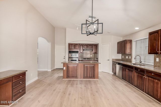 21978 N DIETZ Drive, Maricopa, AZ 85138