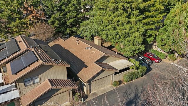 33 Pebblewood Pines, Chico, CA 95926