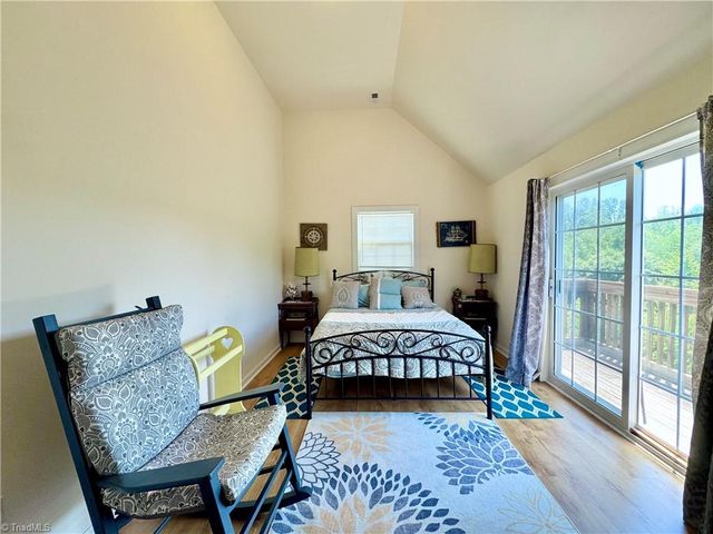 243 Hunter Ridge Lane, Ararat, NC 27007