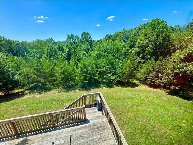 243 Hunter Ridge Lane, Ararat, NC 27007