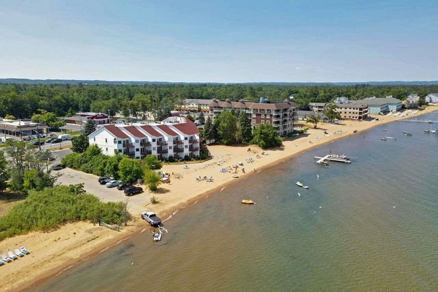 1995 US31, East Bay Twp, MI 49686