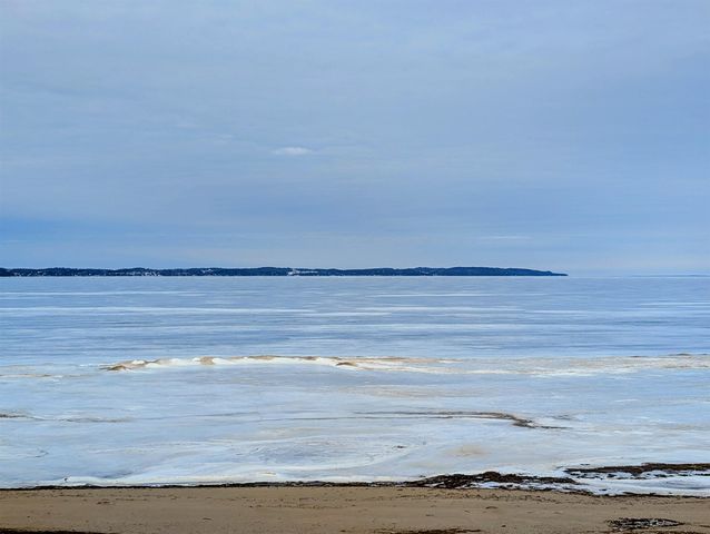 1995 US31, East Bay Twp, MI 49686