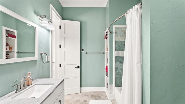 16808 Conifer Lane, Edmond, OK 73012