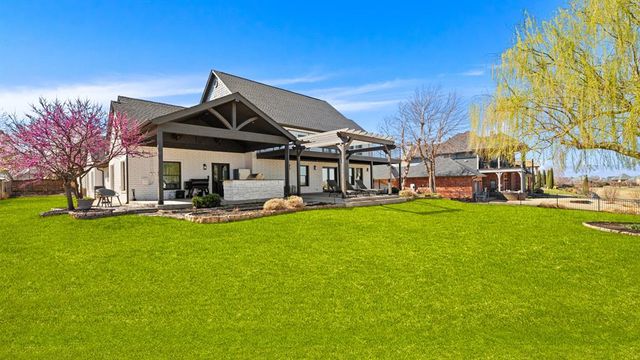 16808 Conifer Lane, Edmond, OK 73012