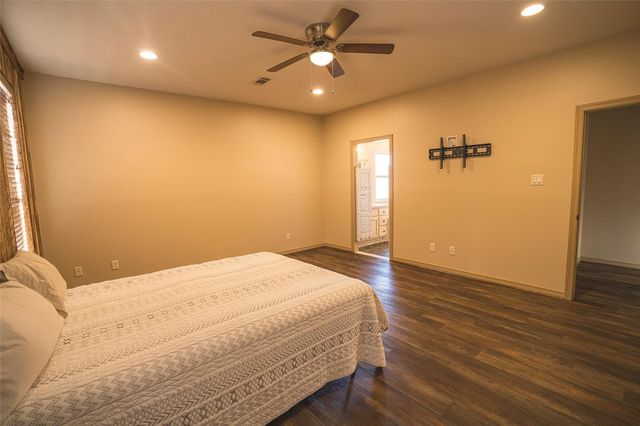 573 Fm 980 Road, Huntsville, TX 77320