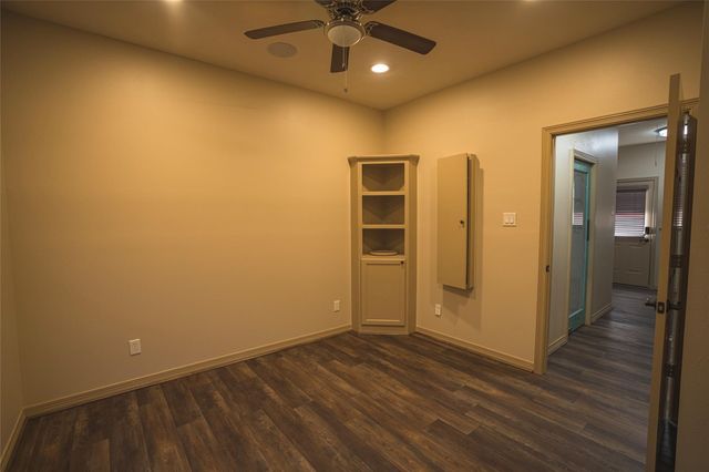 573 Fm 980 Road, Huntsville, TX 77320