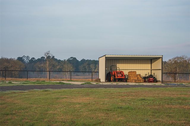 573 Fm 980 Road, Huntsville, TX 77320