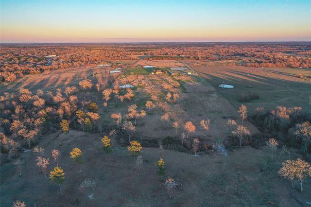 573 Fm 980 Road, Huntsville, TX 77320