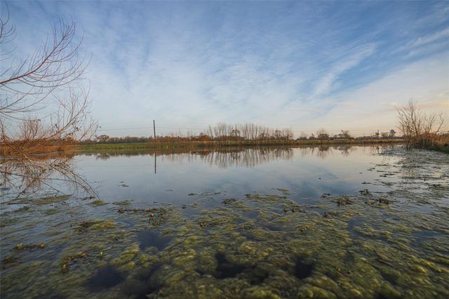 573 Fm 980 Road, Huntsville, TX 77320